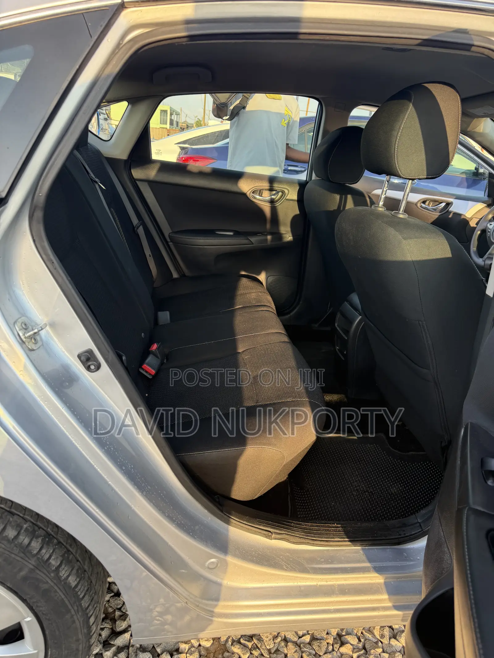 Nissan Sentra 2018 Silver