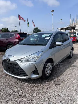 Toyota Vitz 1.5 FWD 3dr 2017 Silver
