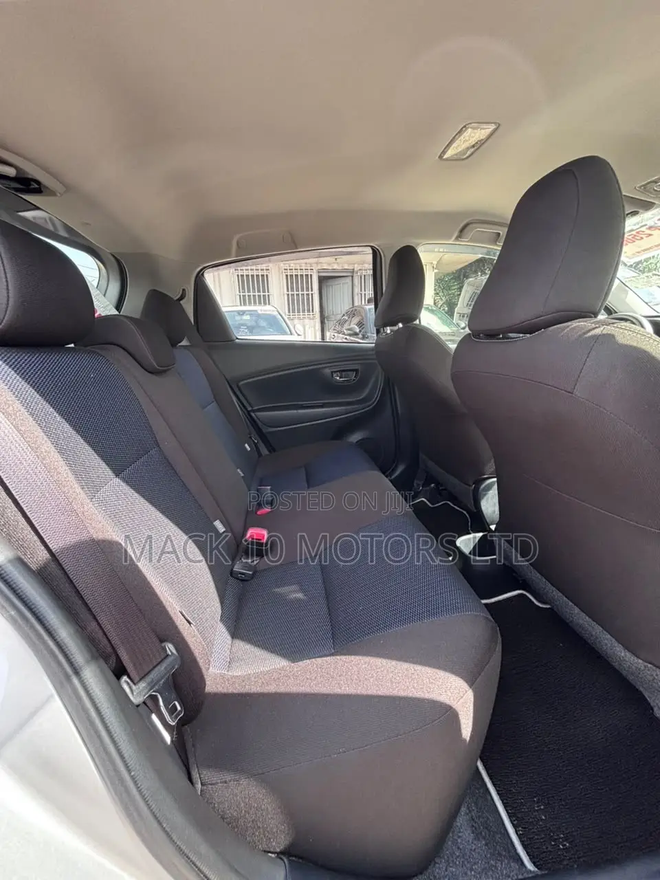 Toyota Vitz 1.5 FWD 3dr 2017 Silver