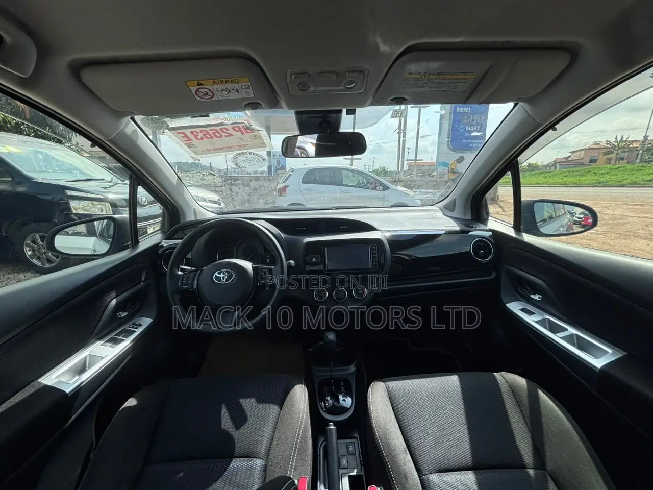 Toyota Vitz 1.5 FWD 3dr 2017 Silver