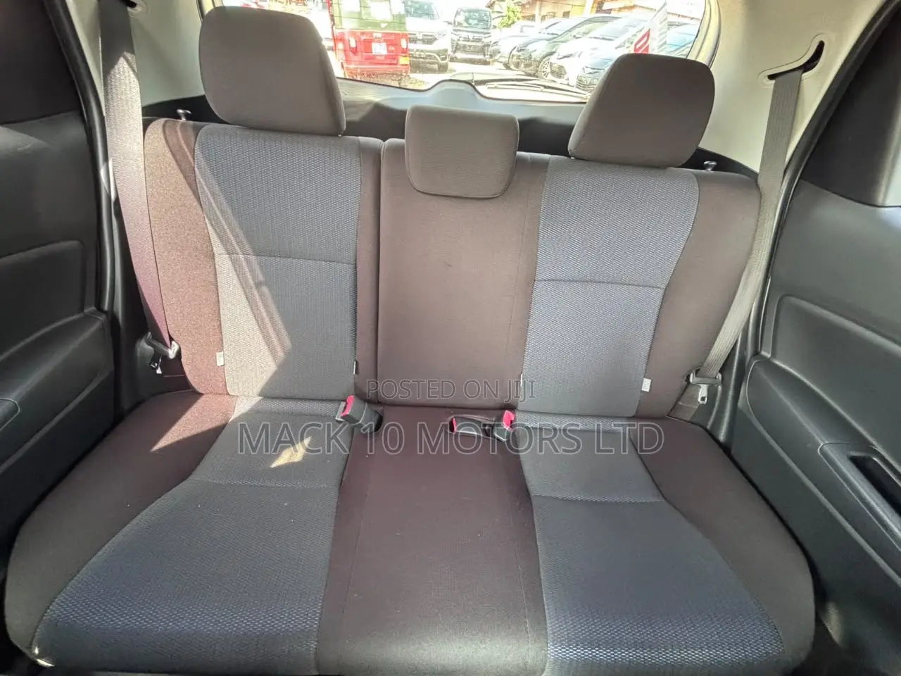 Toyota Vitz 1.5 FWD 3dr 2017 Silver