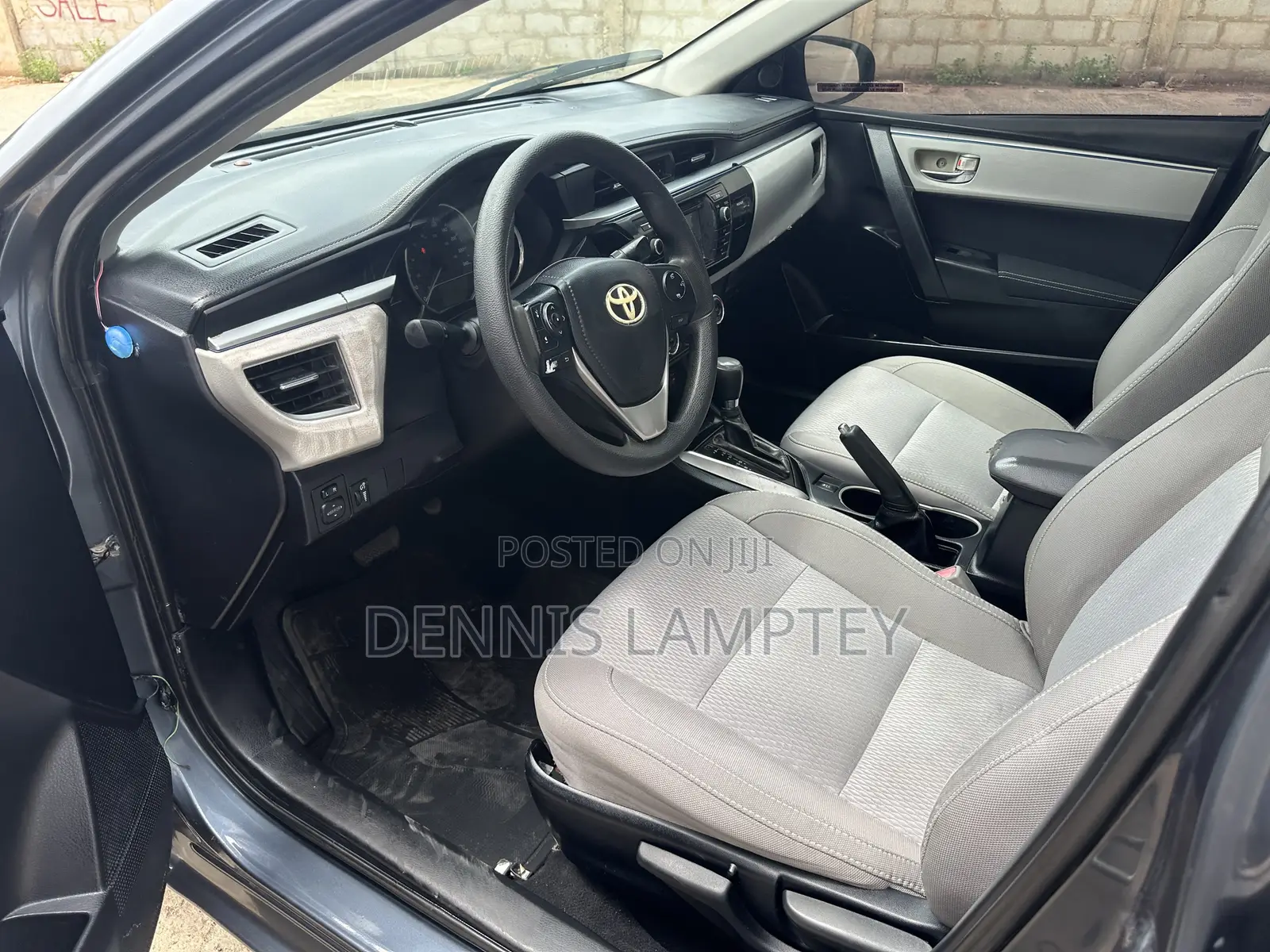 Toyota Corolla 2016 Gray