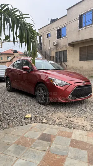 Toyota Yaris LE Sedan 4dr 2019 Red