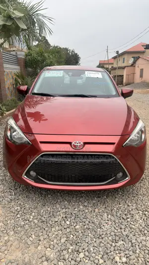 Toyota Yaris LE Sedan 4dr 2019 Red