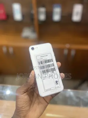 Apple iPhone 7 32 GB Silver
