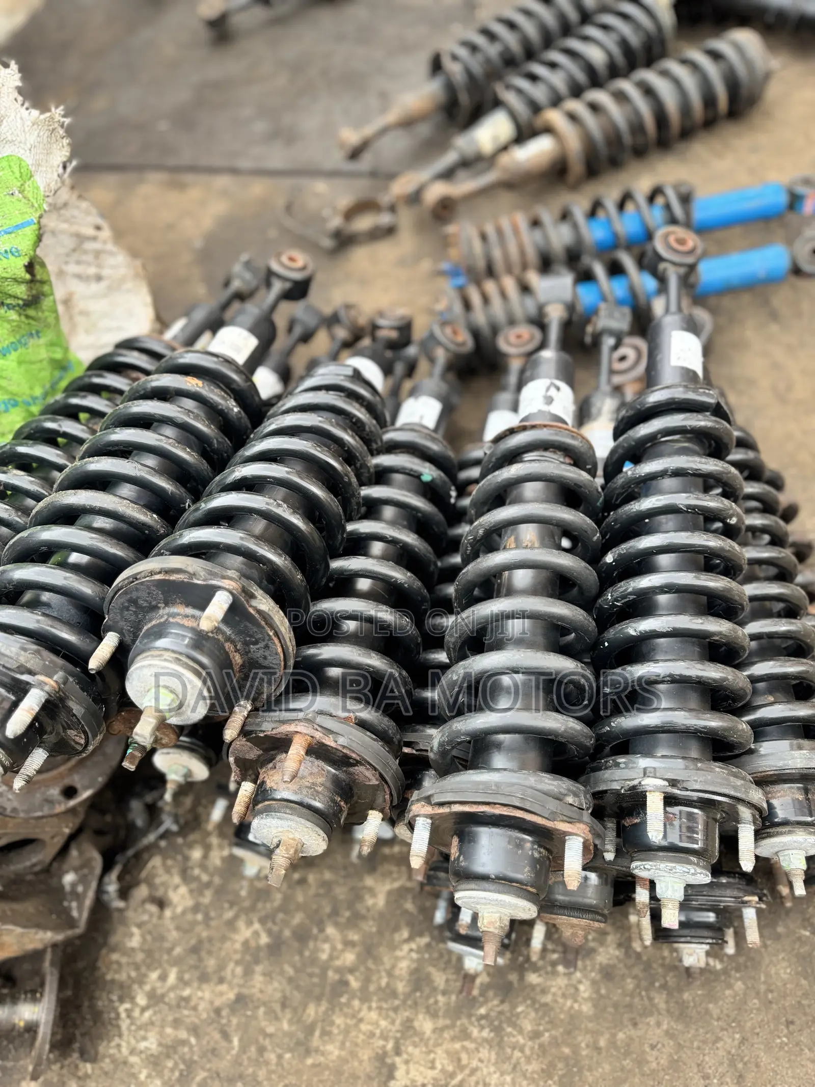 Toyota Land Cruiser V8, Tacoma ,Tundra ,Hilus Front and Back Shocks