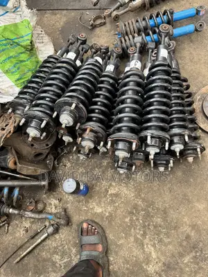 Toyota Land Cruiser V8, Tacoma ,Tundra ,Hilus Front and Back Shocks