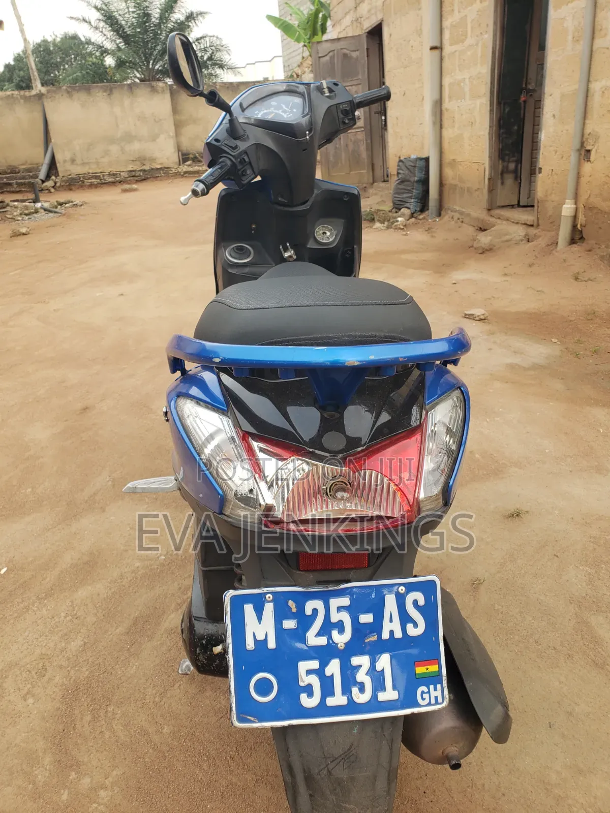 Yamaha 2022 Blue