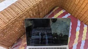 Laptop Apple MacBook 2020 8GB Apple M1 HDD 256GB