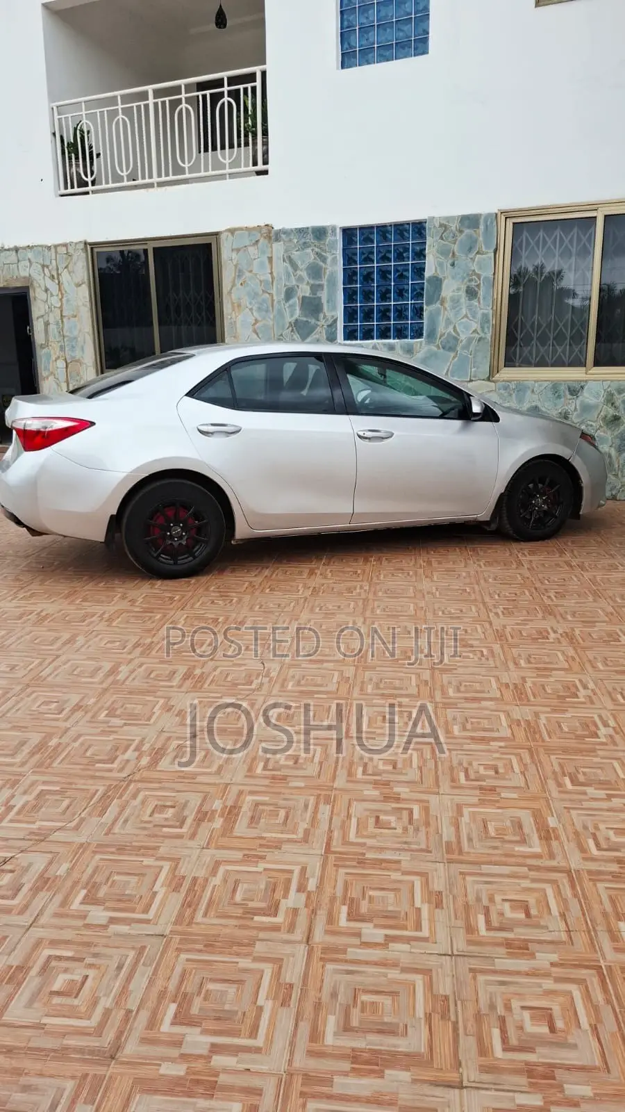 Toyota Corolla LE 4dr Sedan (1.8L 4cyl CVT) 2016 Gray