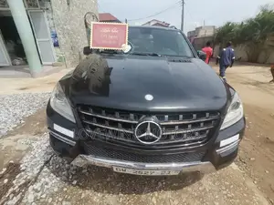 Mercedes-Benz GLC-Class 2016 Blue