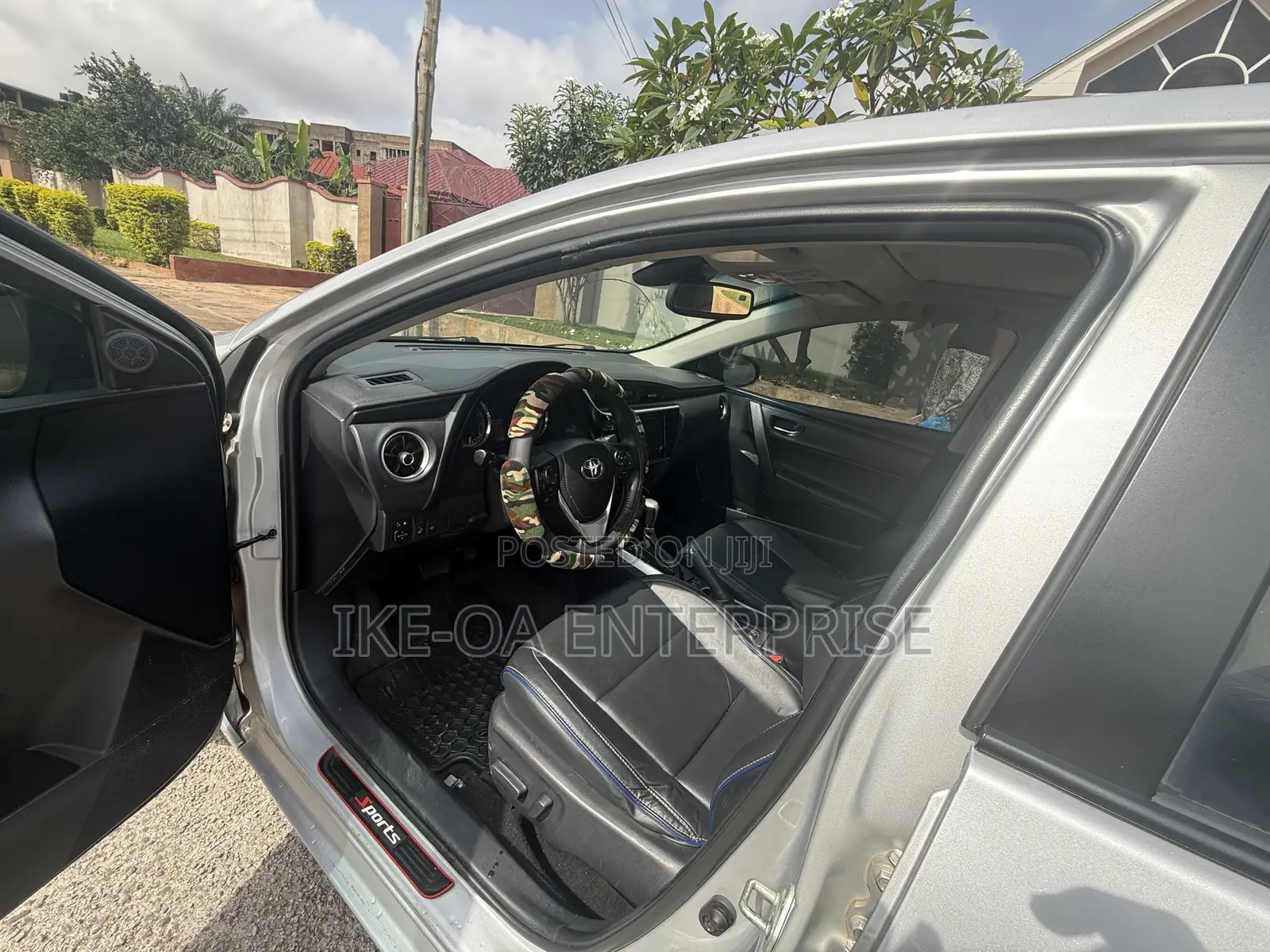Toyota Corolla XSE (1.8L 4cyl 2A) 2019 Gray