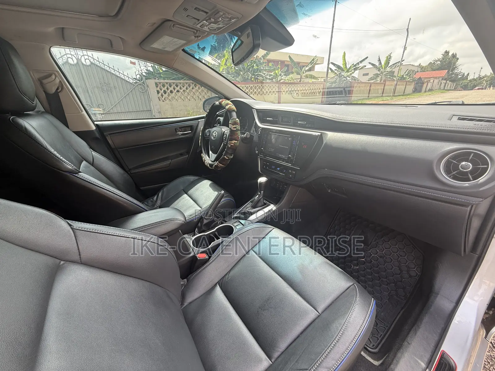 Toyota Corolla XSE (1.8L 4cyl 2A) 2019 Gray