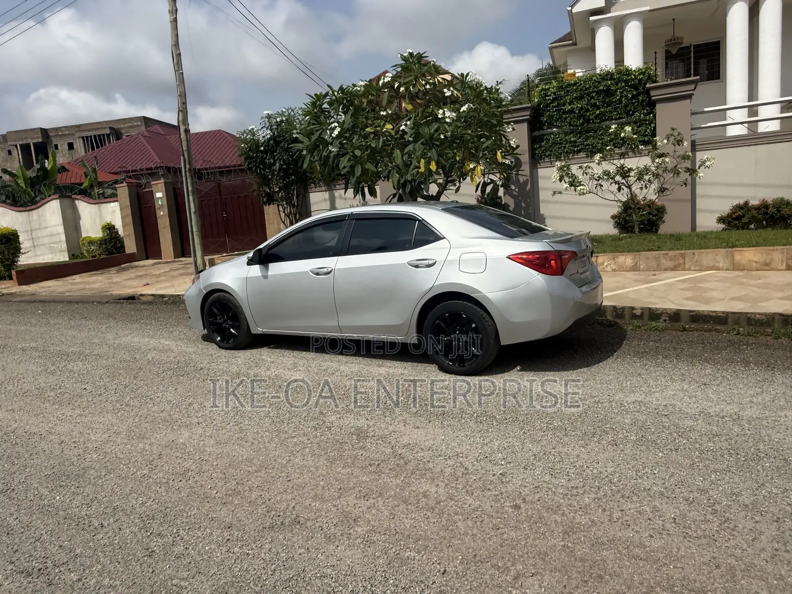 Toyota Corolla XSE (1.8L 4cyl 2A) 2019 Gray