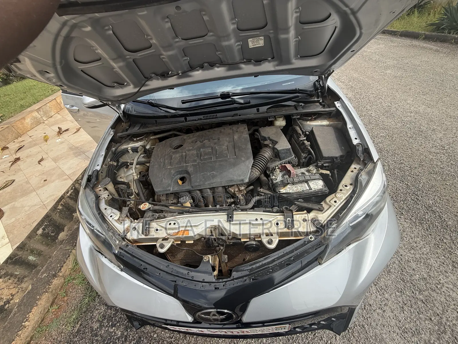 Toyota Corolla XSE (1.8L 4cyl 2A) 2019 Gray