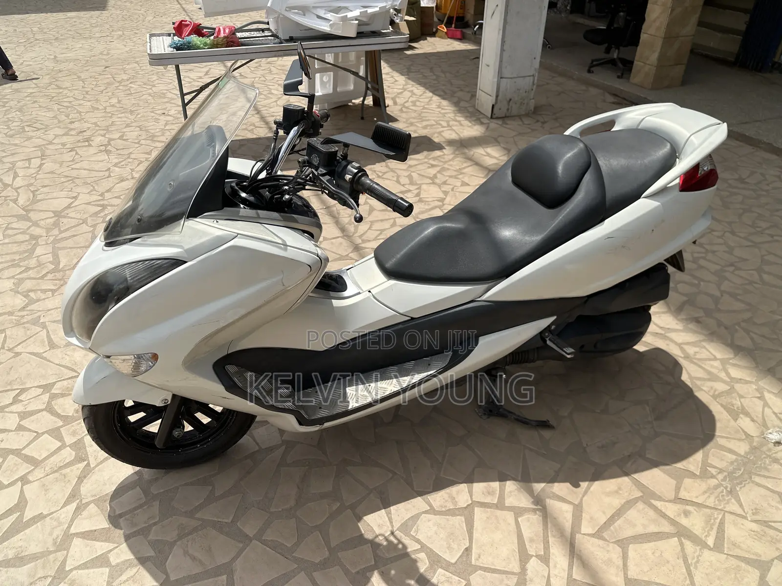 Yamaha Majesty 2017 White