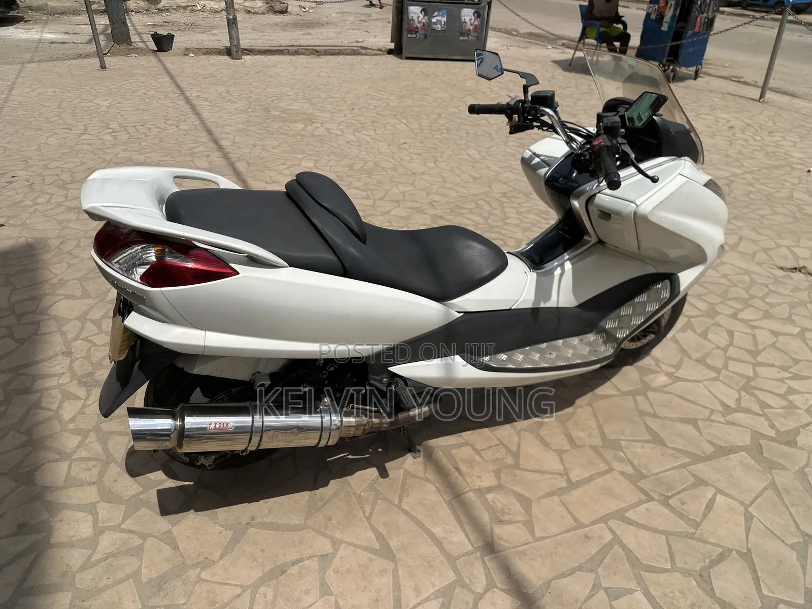 Yamaha Majesty 2017 White