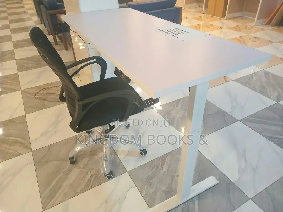 Modern Electric Height Adjustable Standing Desk 1400x600 (TC-IH14)
