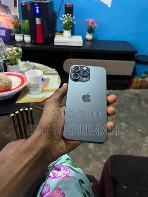 Apple iPhone 16 Pro Max 1 TB Black