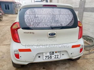 Kia Morning 2012 Off white