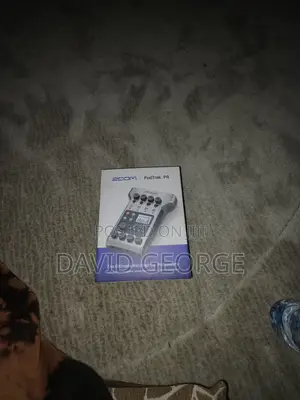 Zoom Podtrak 4