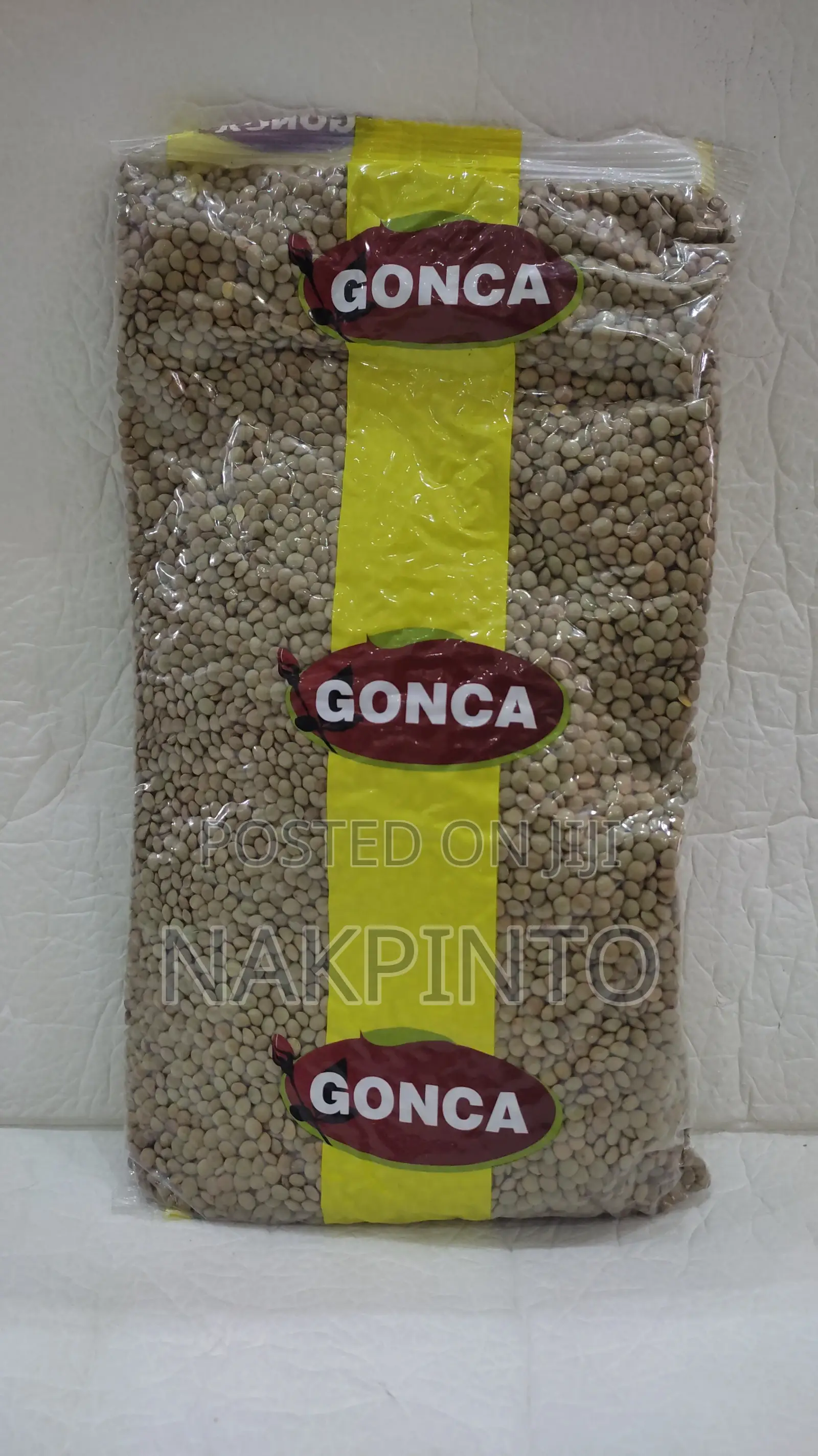 Whole Red Lentils. Green Lentils