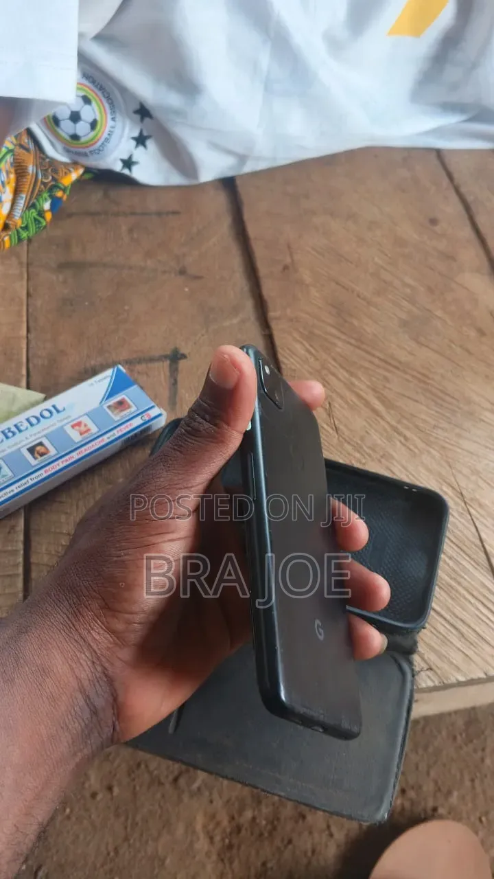 Google Pixel 4a 5G 128 GB Black