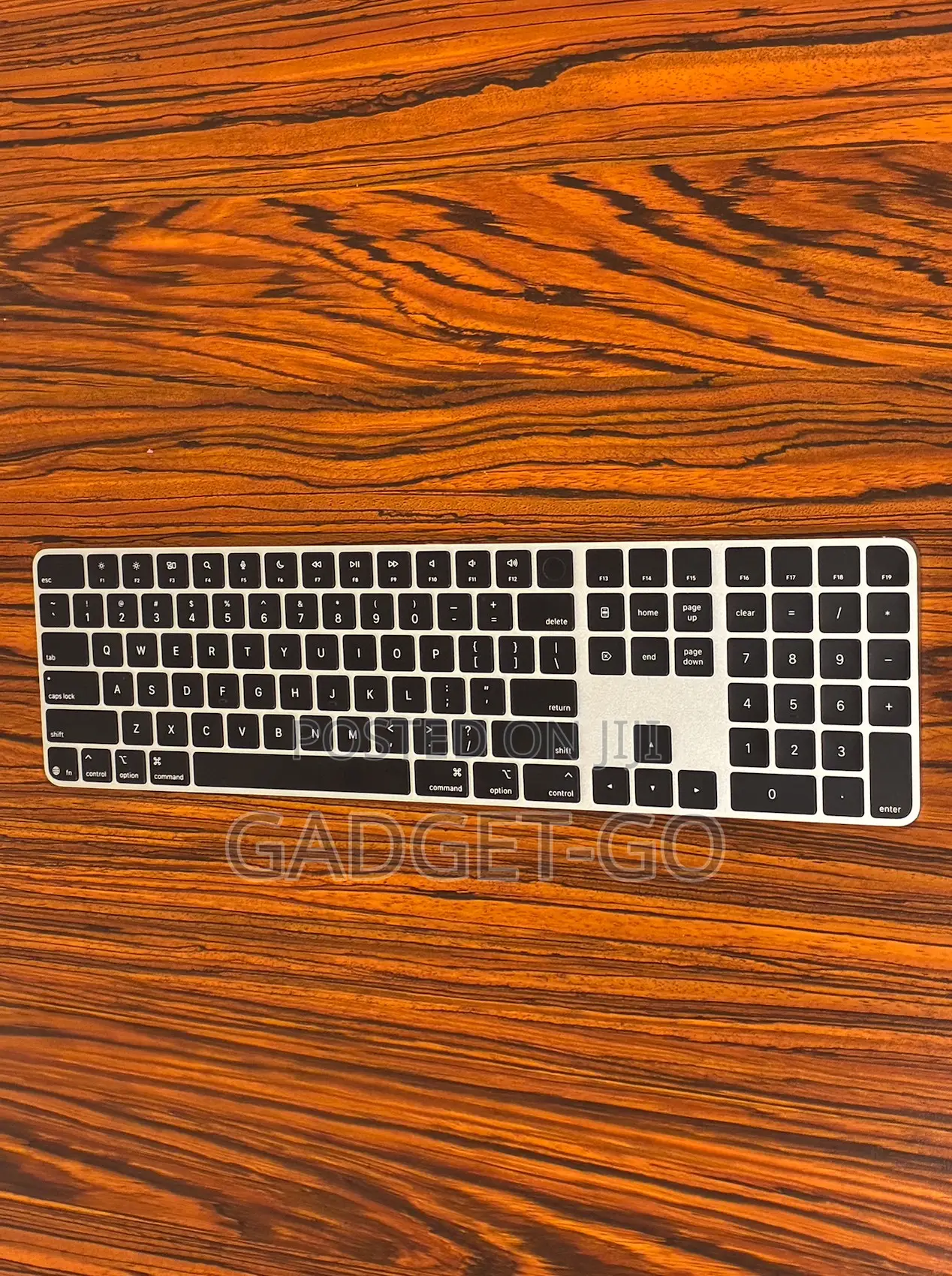Apple Magic Keyboard Touch ID + Magic Mouse USB-C