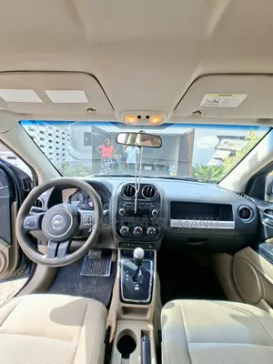 Jeep Compass Limited 4dr SUV (2.4L 4cyl 6A) 2014 Black