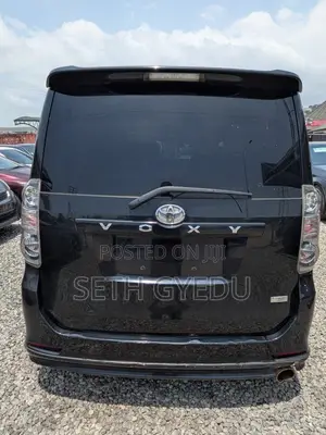 Toyota Voxy 2015 Black