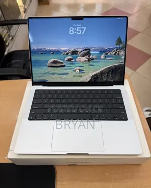 Laptop Apple MacBook Pro 2025 M5 16GB Apple M5 Pro SSD 512GB