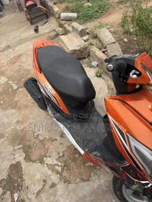 Motorcycle 2025 Orange