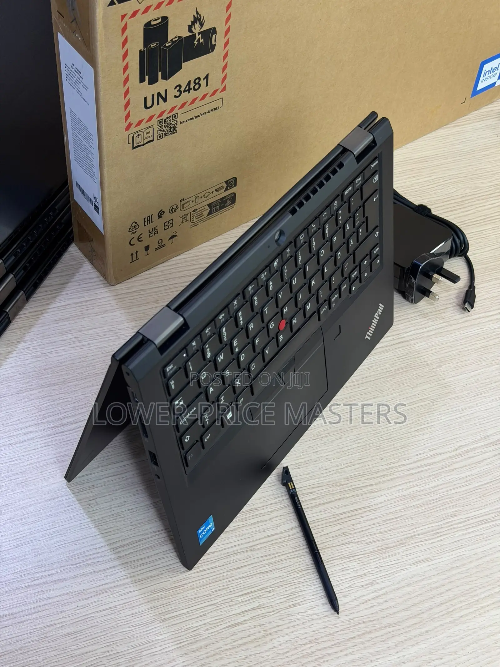 New Laptop Lenovo IdeaPad Yoga 13 4GB Intel Core i3 SSD 128GB