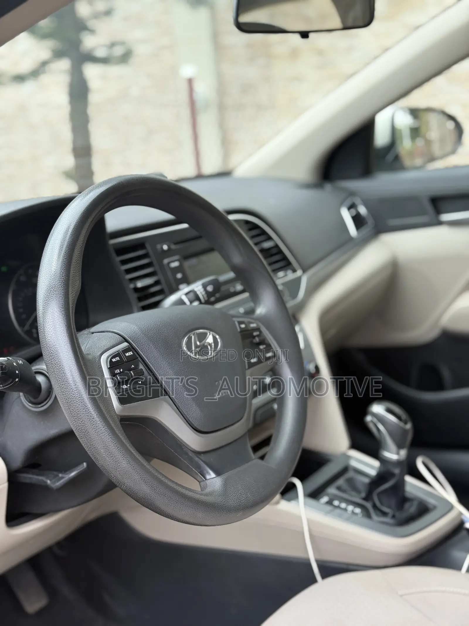 Hyundai Elantra SE 2018 Yellow
