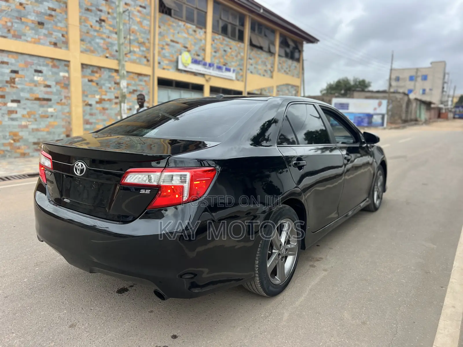 Toyota Camry SE 4dr Sedan (2.5L 4cyl 6A) 2014 Black