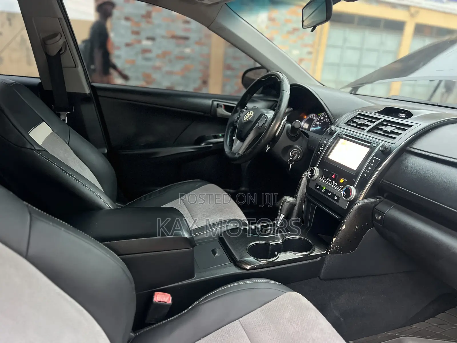 Toyota Camry SE 4dr Sedan (2.5L 4cyl 6A) 2014 Black