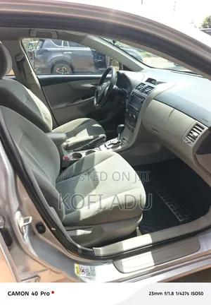 Toyota Corolla 2013 Silver