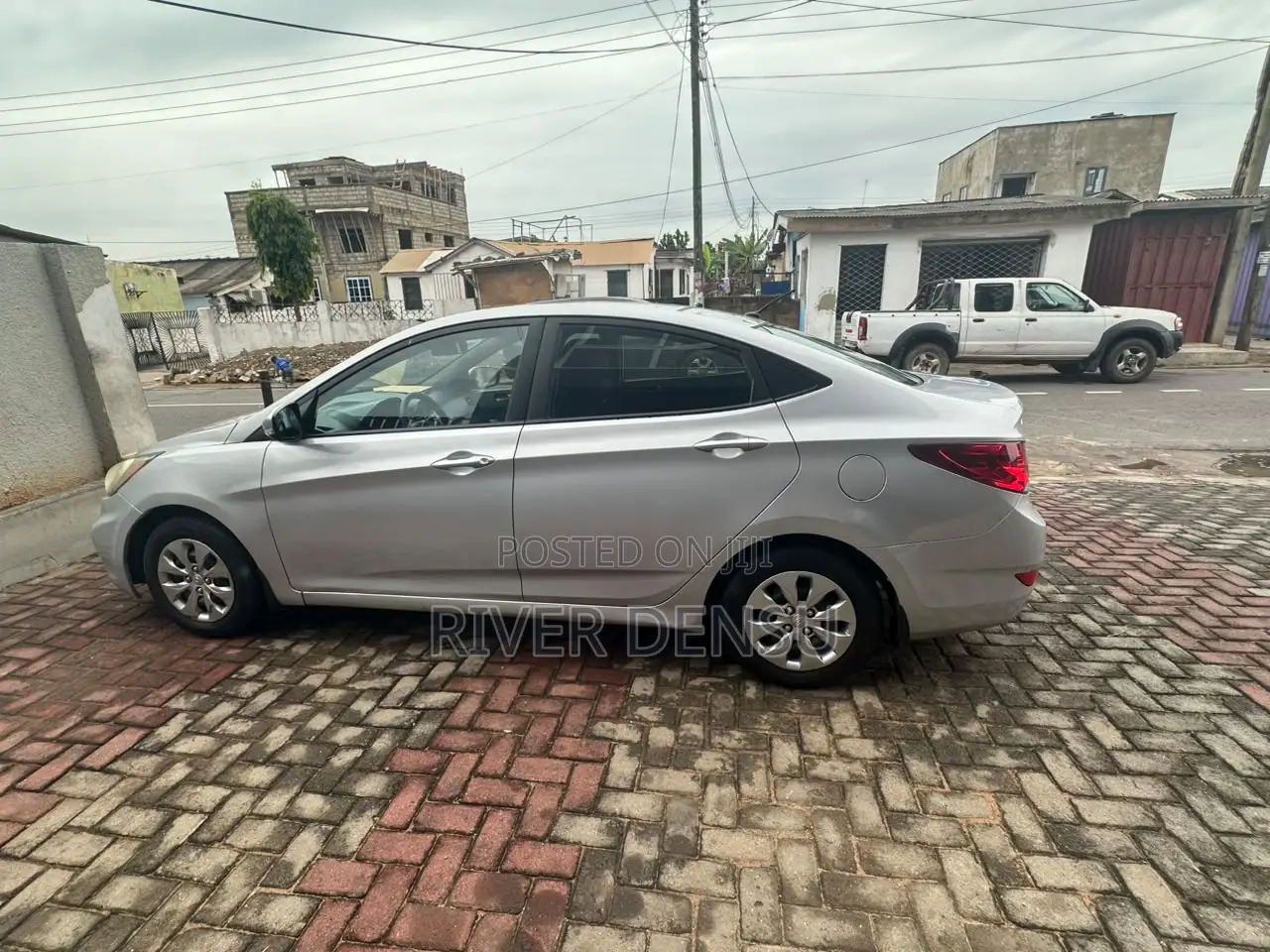 Hyundai Accent SE Sedan 2017 Silver