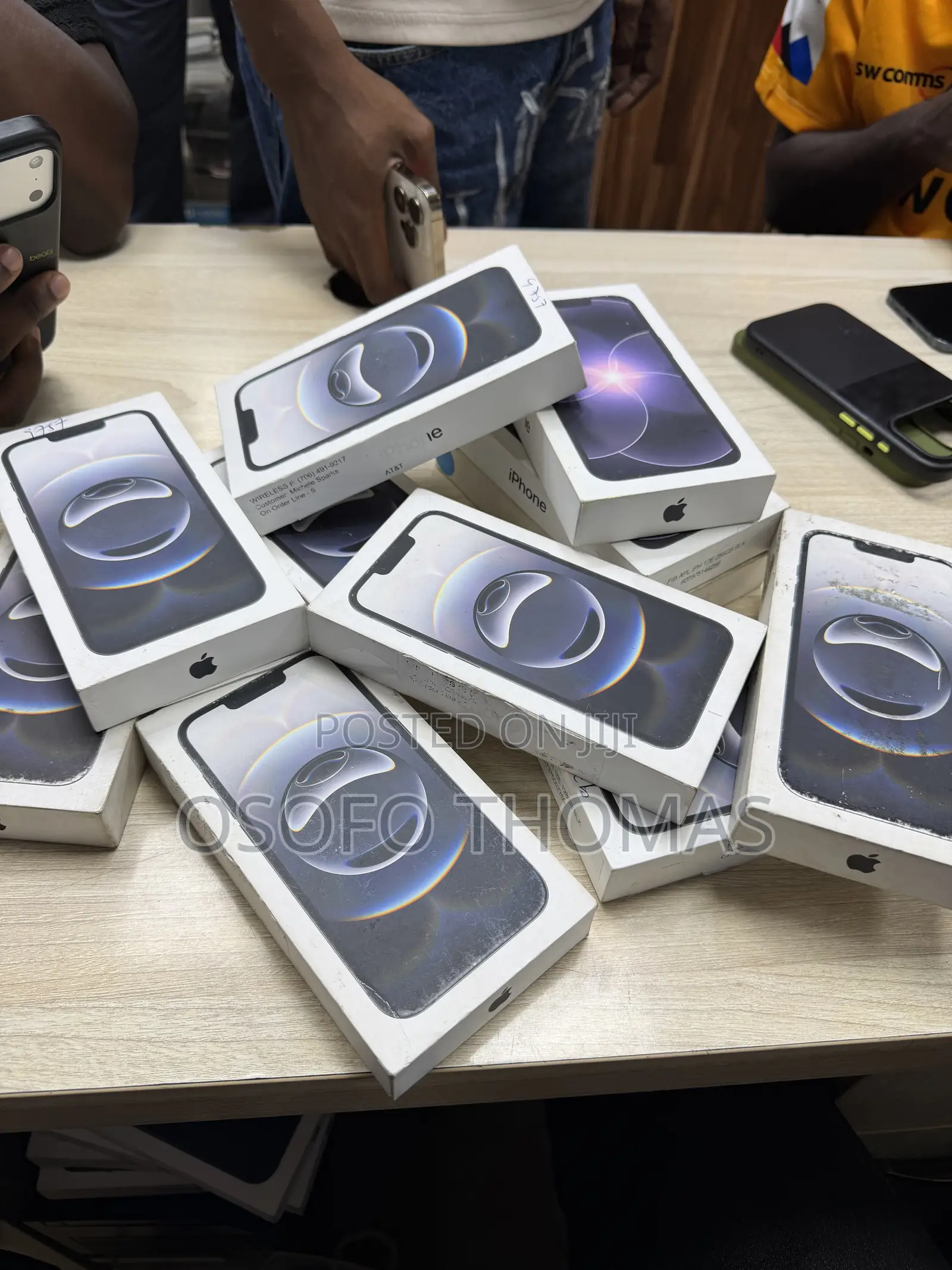New Apple iPhone 16e 128 GB Black