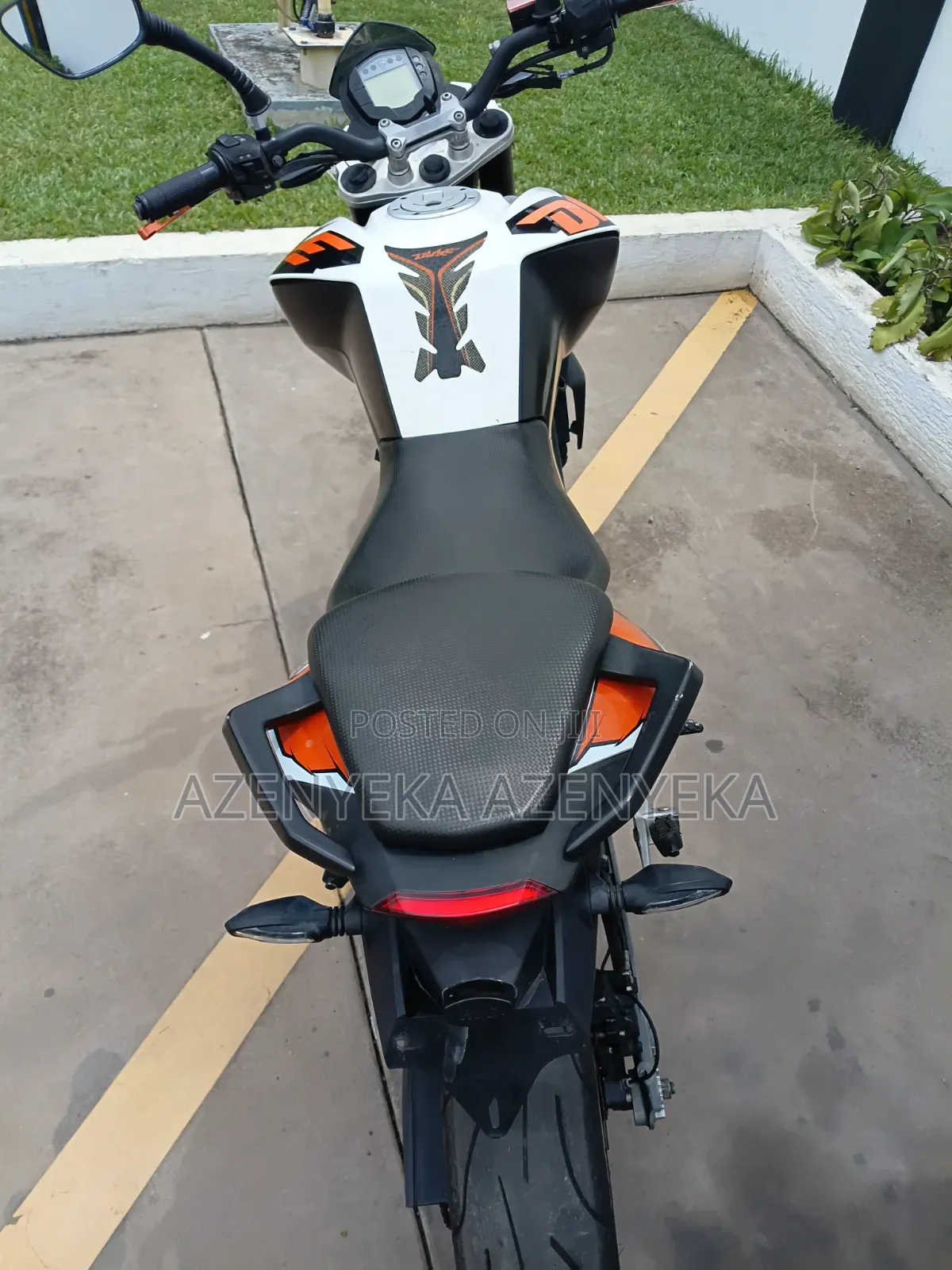 KTM Duke 125 2018 Orange