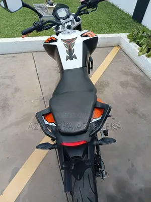 KTM Duke 125 2018 Orange