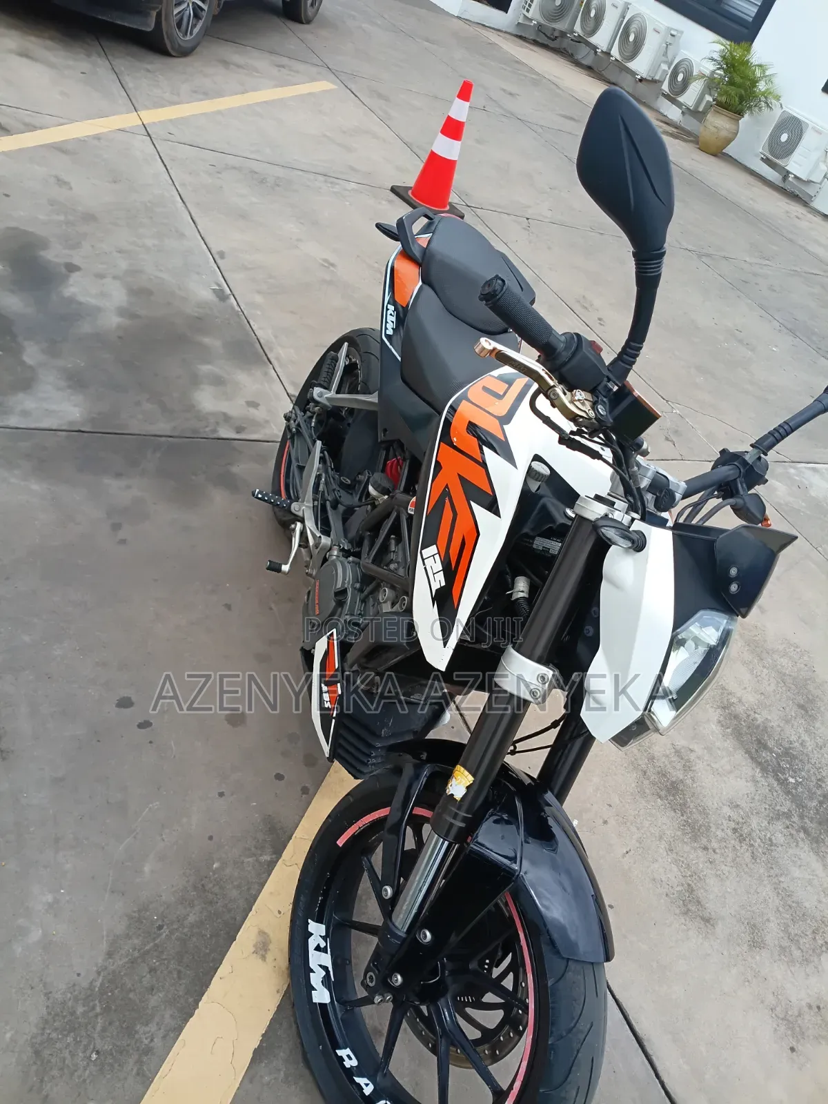 KTM Duke 125 2018 Orange