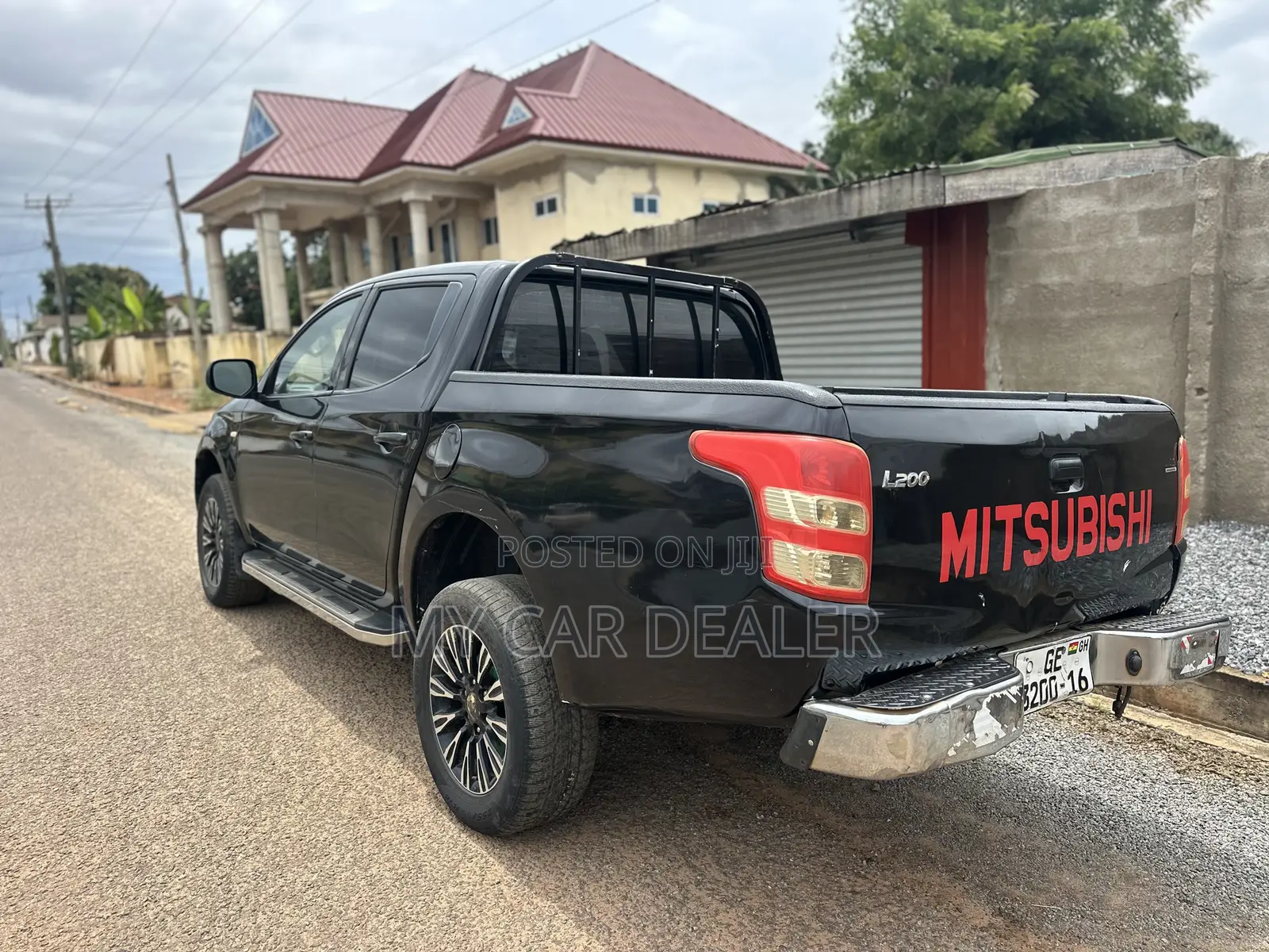 Mitsubishi L200 Club Cab 2.2 4WD 2016 Black