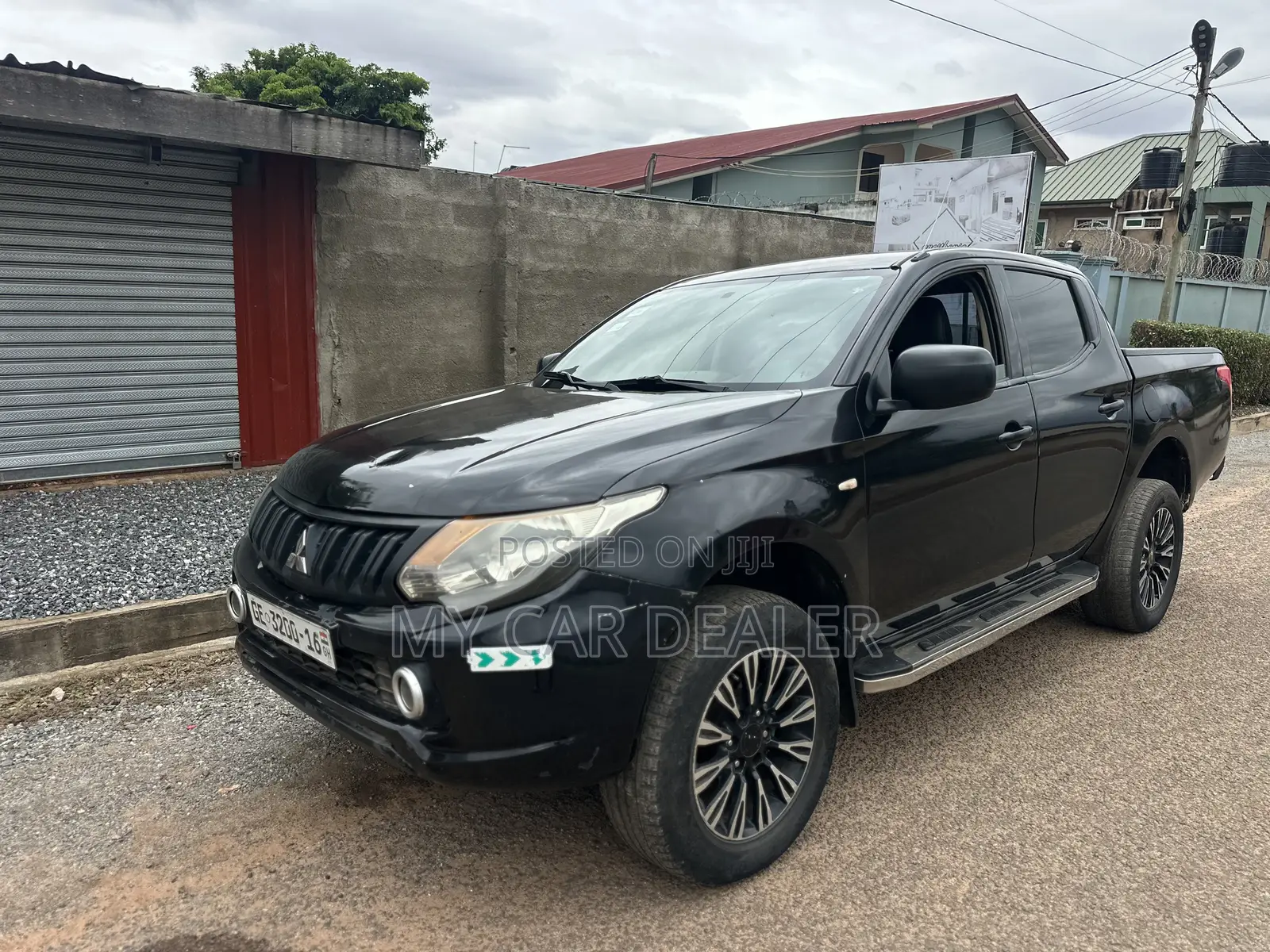 Mitsubishi L200 Club Cab 2.2 4WD 2016 Black