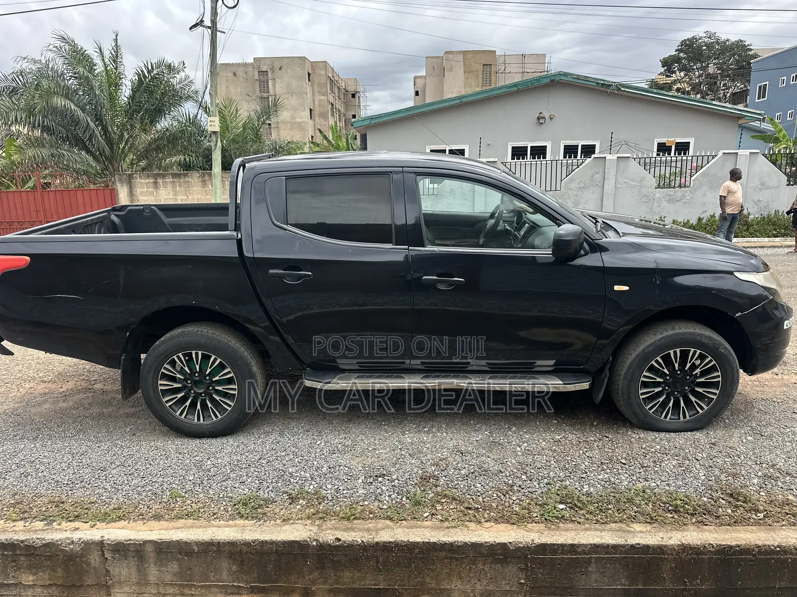 Mitsubishi L200 Club Cab 2.2 4WD 2016 Black