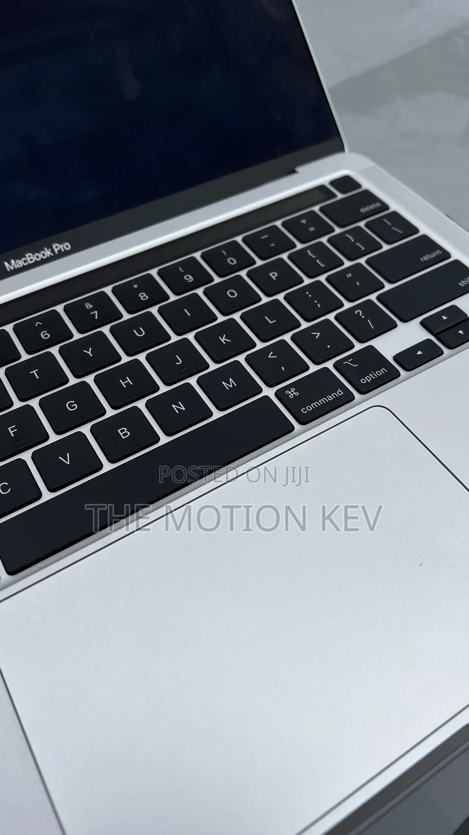 Laptop Apple MacBook Pro 2020 16GB Intel Core i5 SSD 512GB
