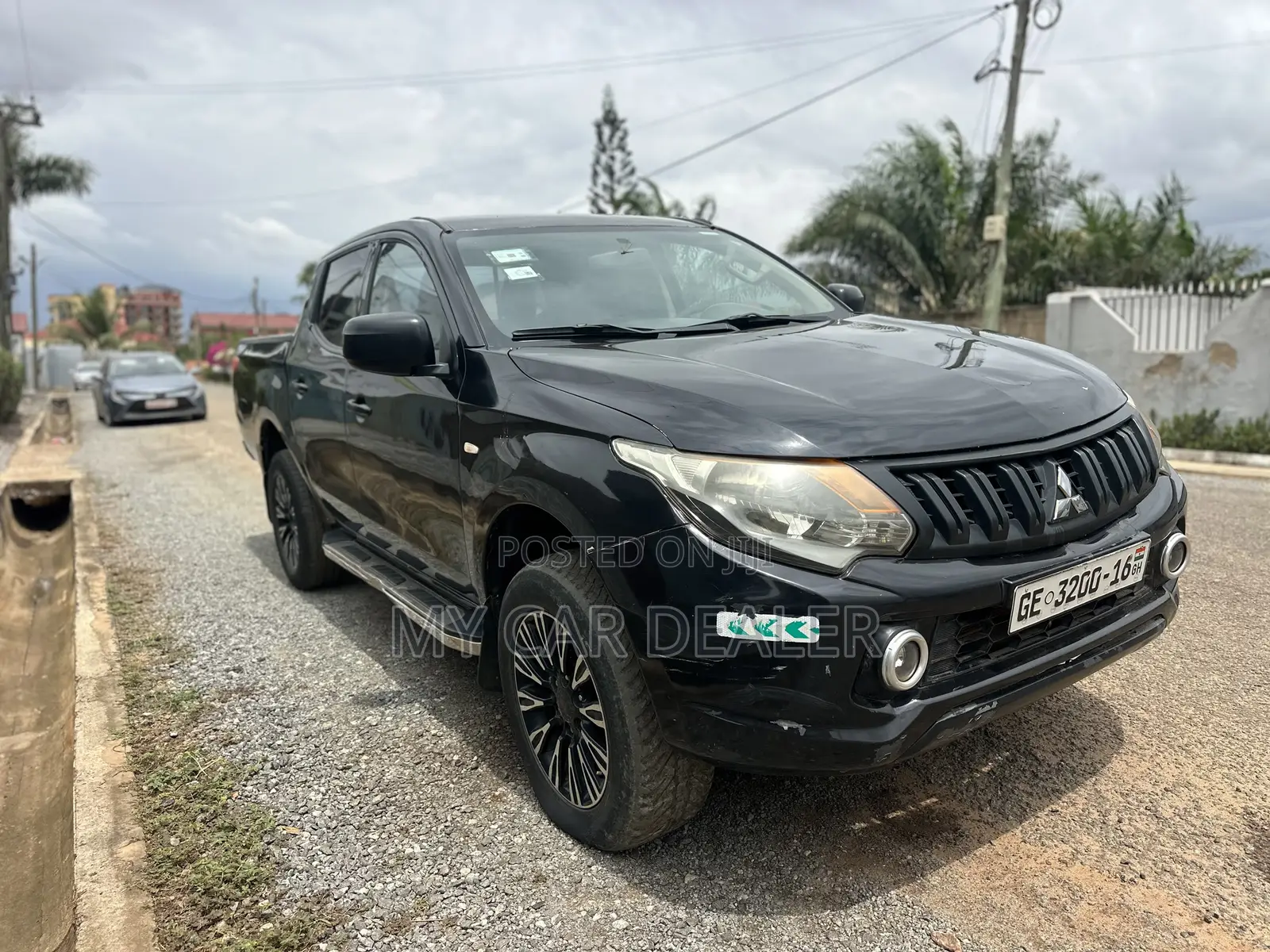 Mitsubishi L200 Club Cab 2.2 4WD 2016 Black