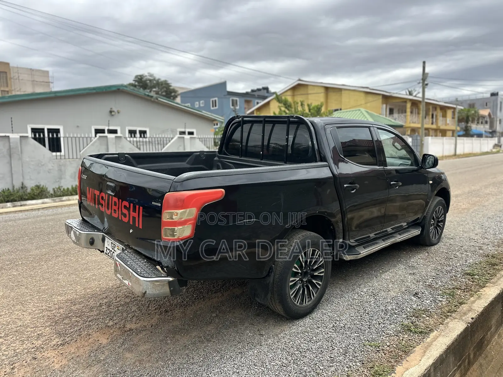 Mitsubishi L200 Club Cab 2.2 4WD 2016 Black