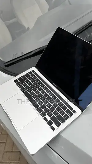 Laptop Apple MacBook Pro 2020 16GB Intel Core i5 SSD 512GB