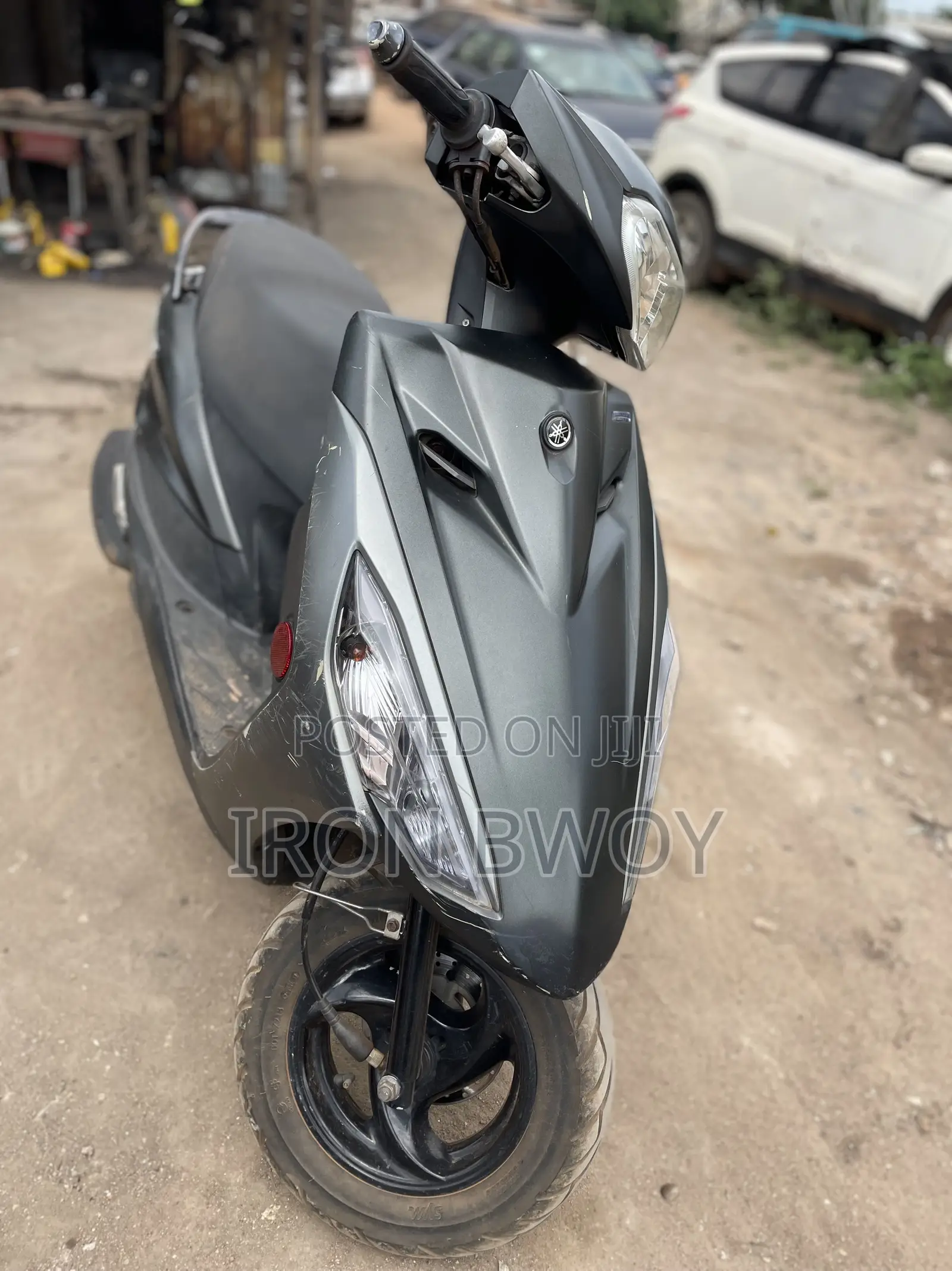 Yamaha 2020 Black
